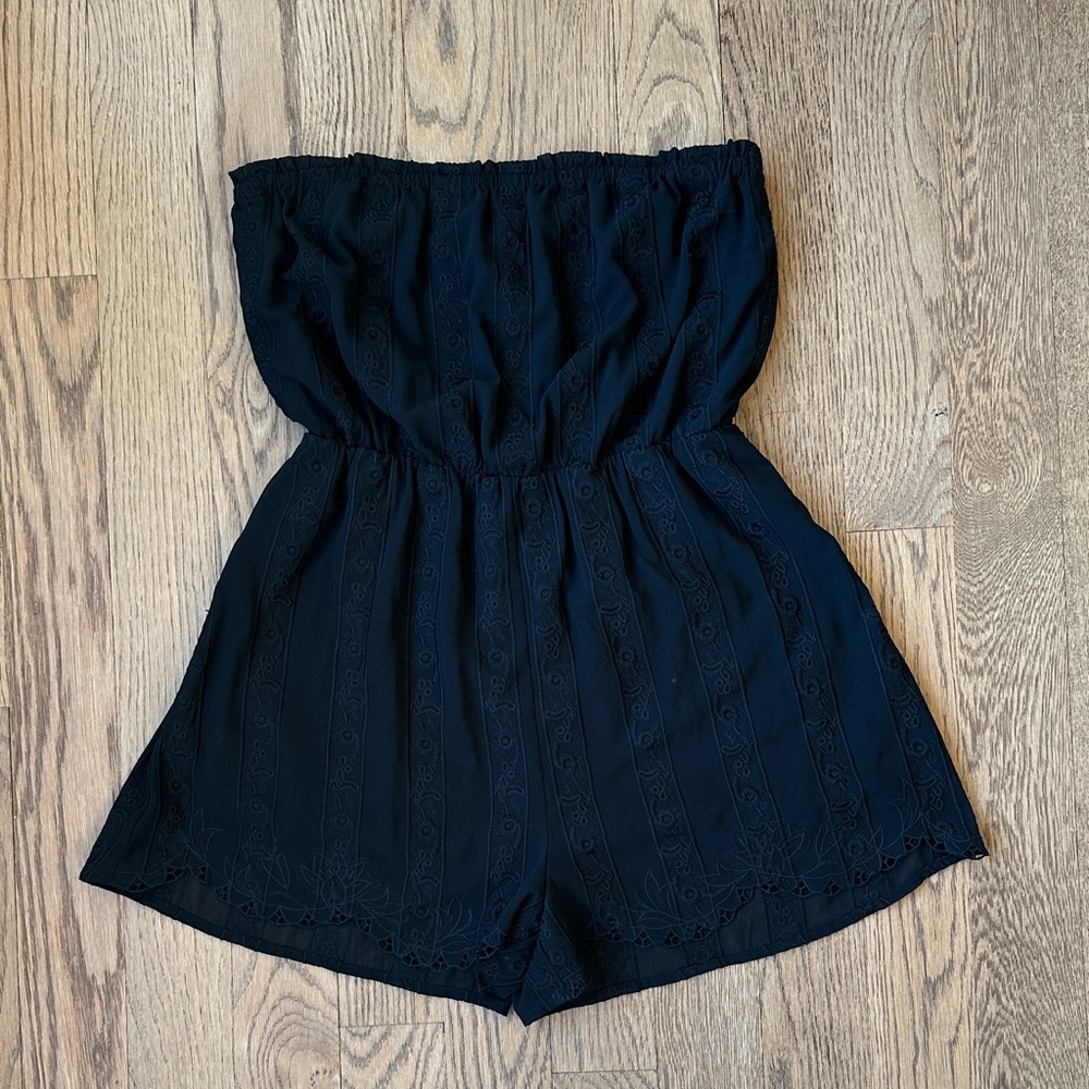 ASTR the Label Black Strapless Romper, Size Large